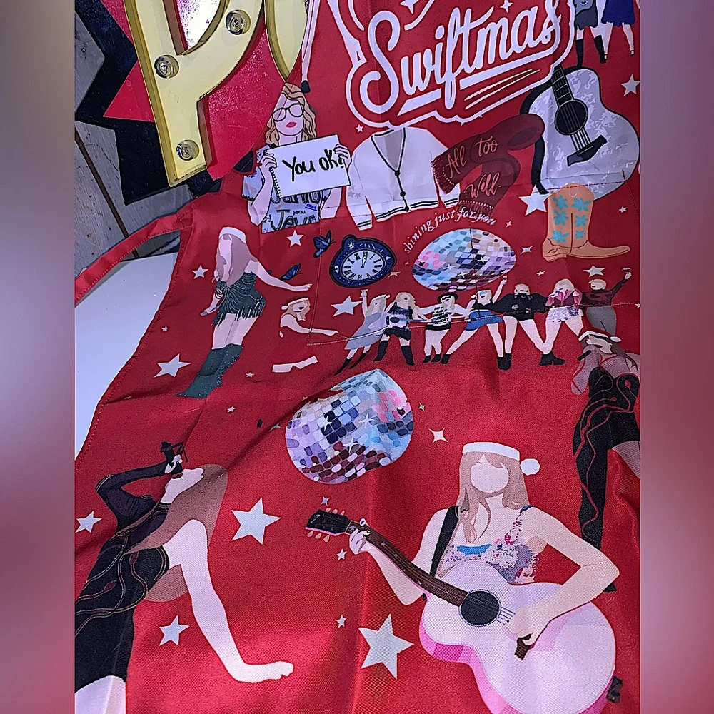 Taylor Swift Inspired Merry Swiftmas Apron O/S New - No Tags Christmas Holiday